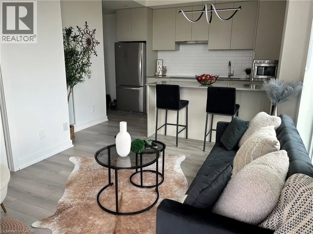 510-3079 TRAFALGAR Road