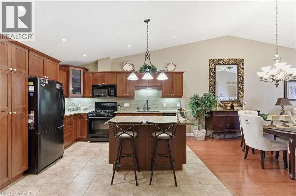 385 PARK Road N Unit# 22, #22