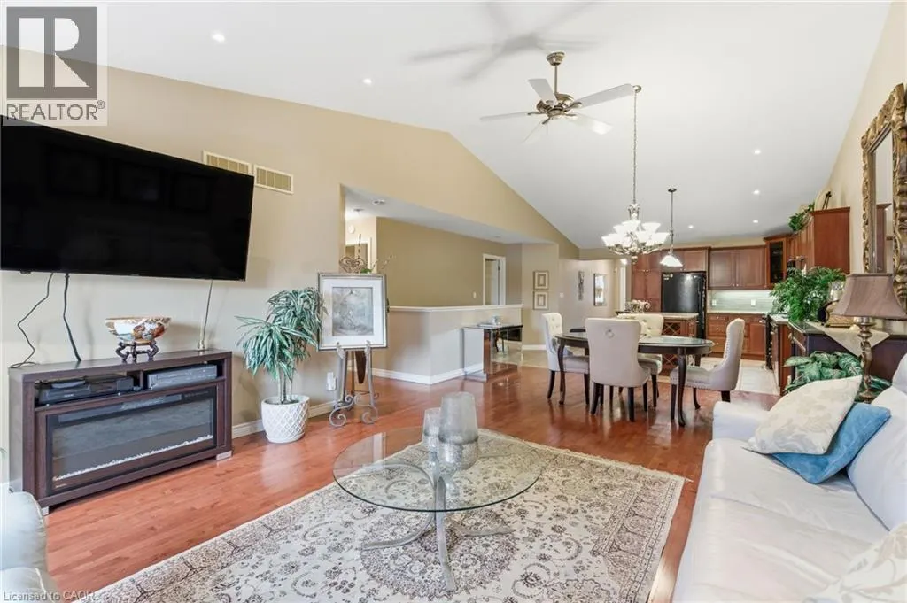 385 PARK Road N Unit# 22, #22