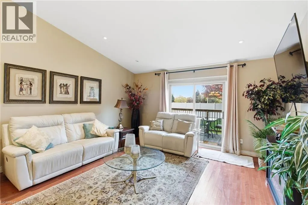 385 PARK Road N Unit# 22, #22