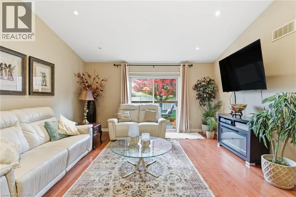 385 PARK Road N Unit# 22, #22