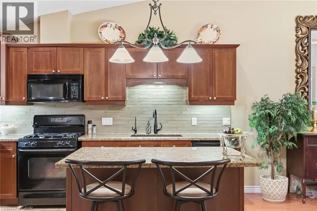 385 PARK Road N Unit# 22, #22