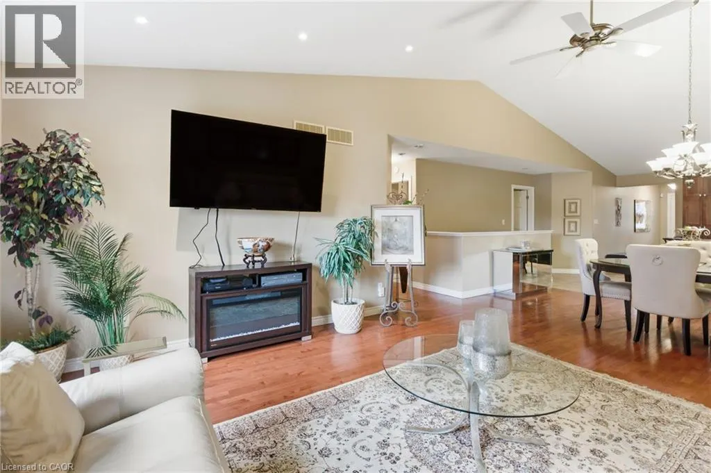 385 PARK Road N Unit# 22, #22