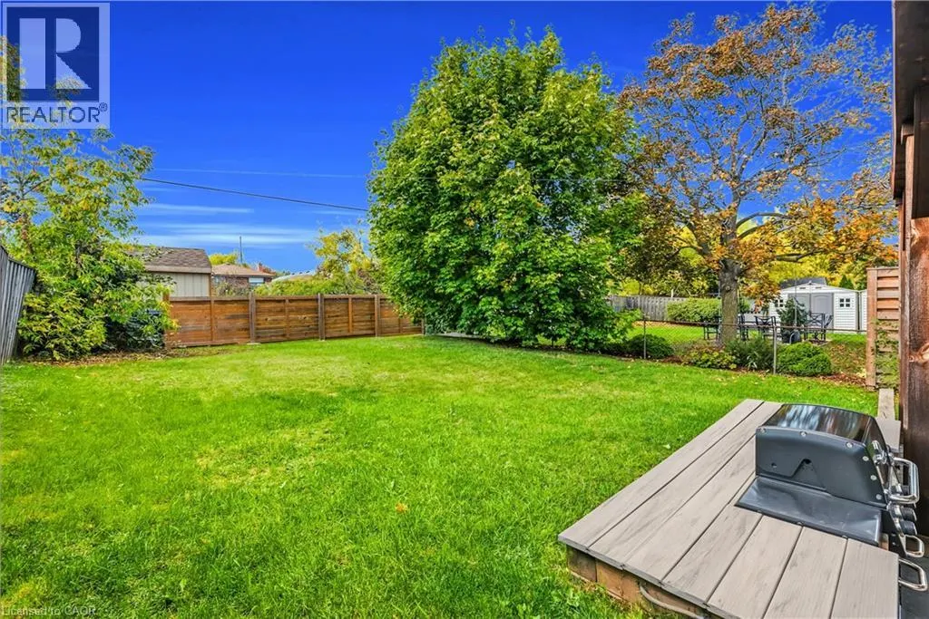 324 EAST 43RD Street