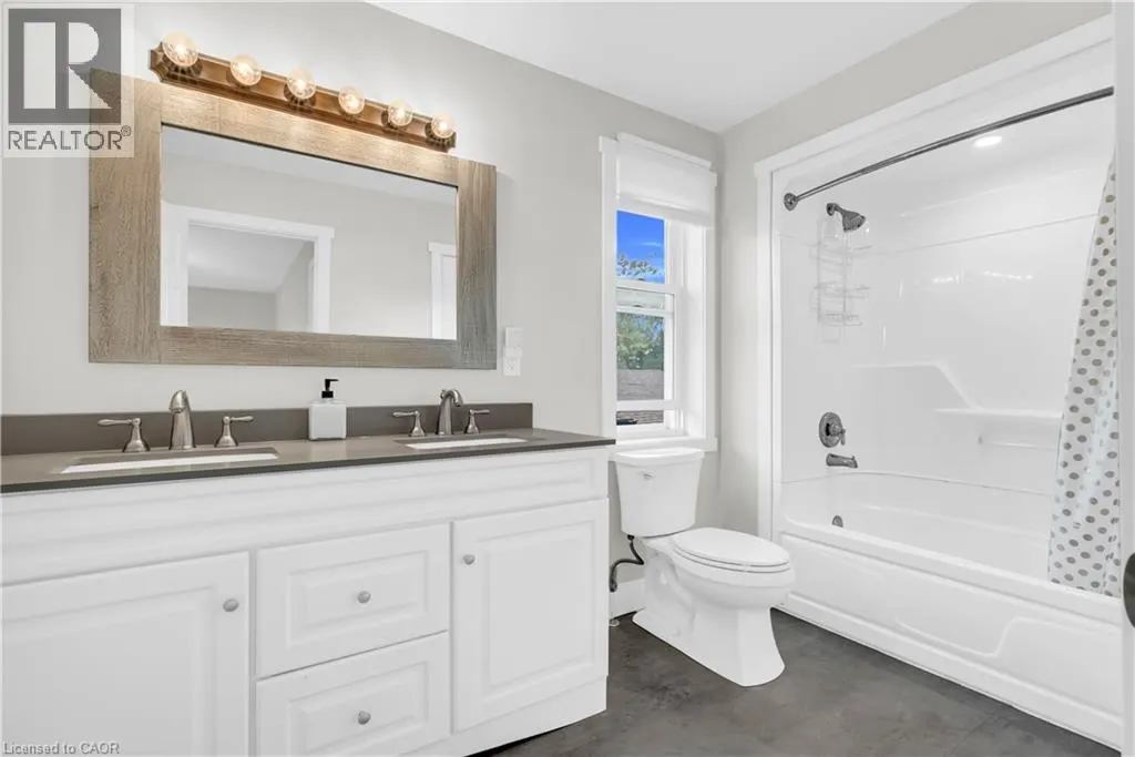 324 EAST 43RD Street