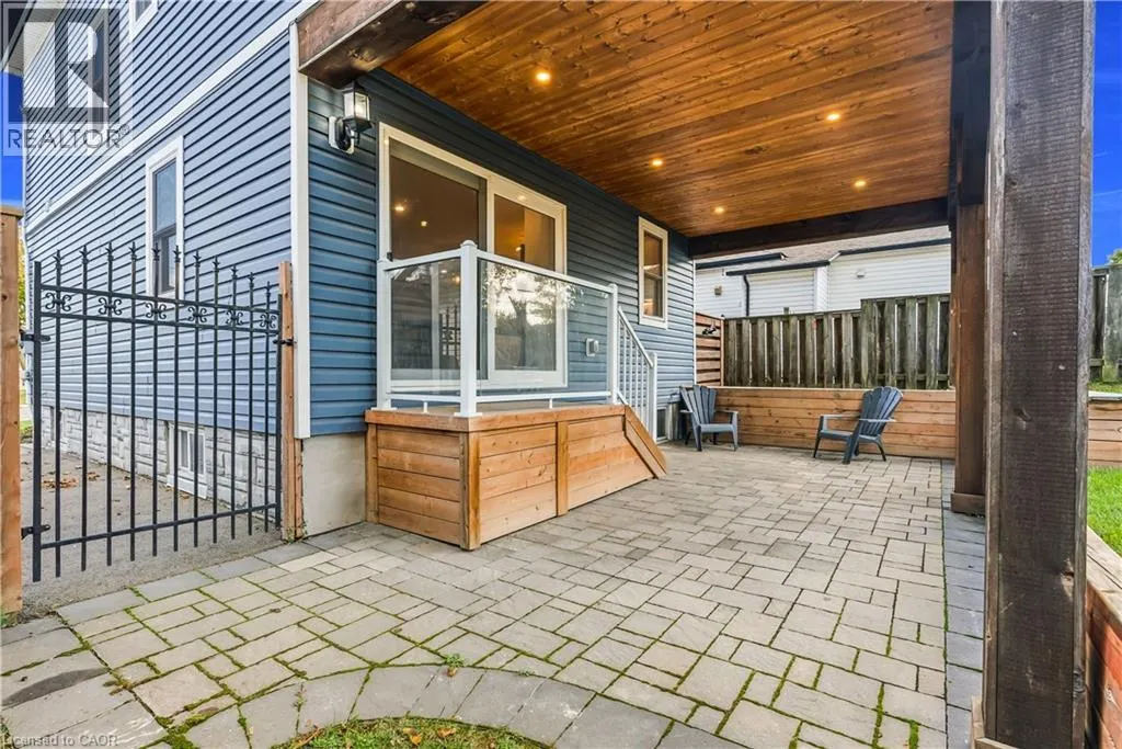 324 EAST 43RD Street