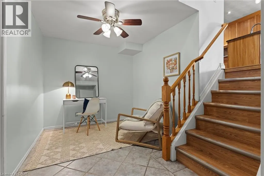 15 OAK Avenue Unit# a, #a