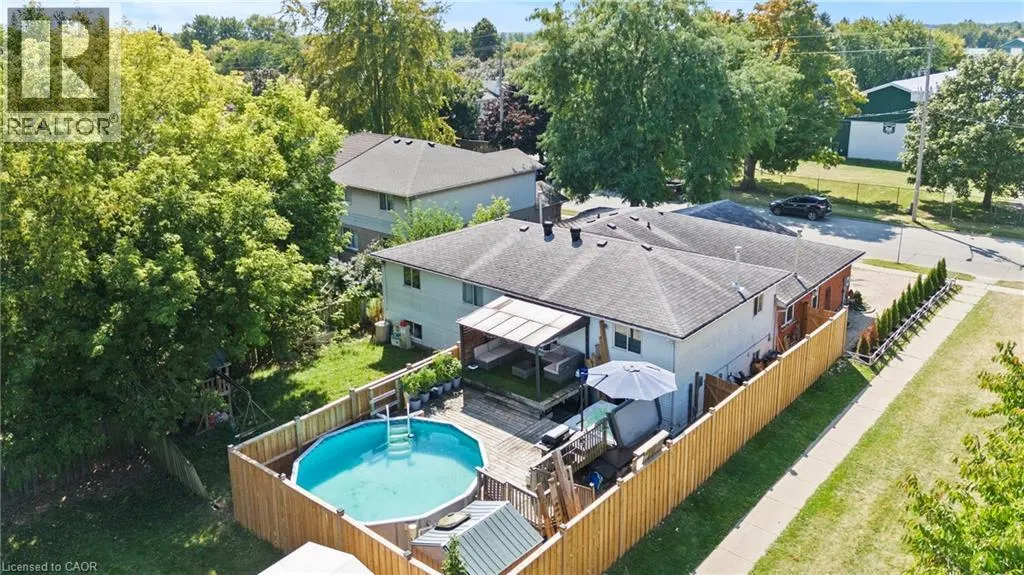 15 OAK Avenue Unit# a, #a