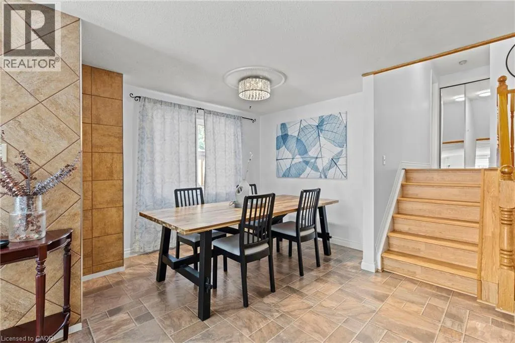 15 OAK Avenue Unit# a, #a