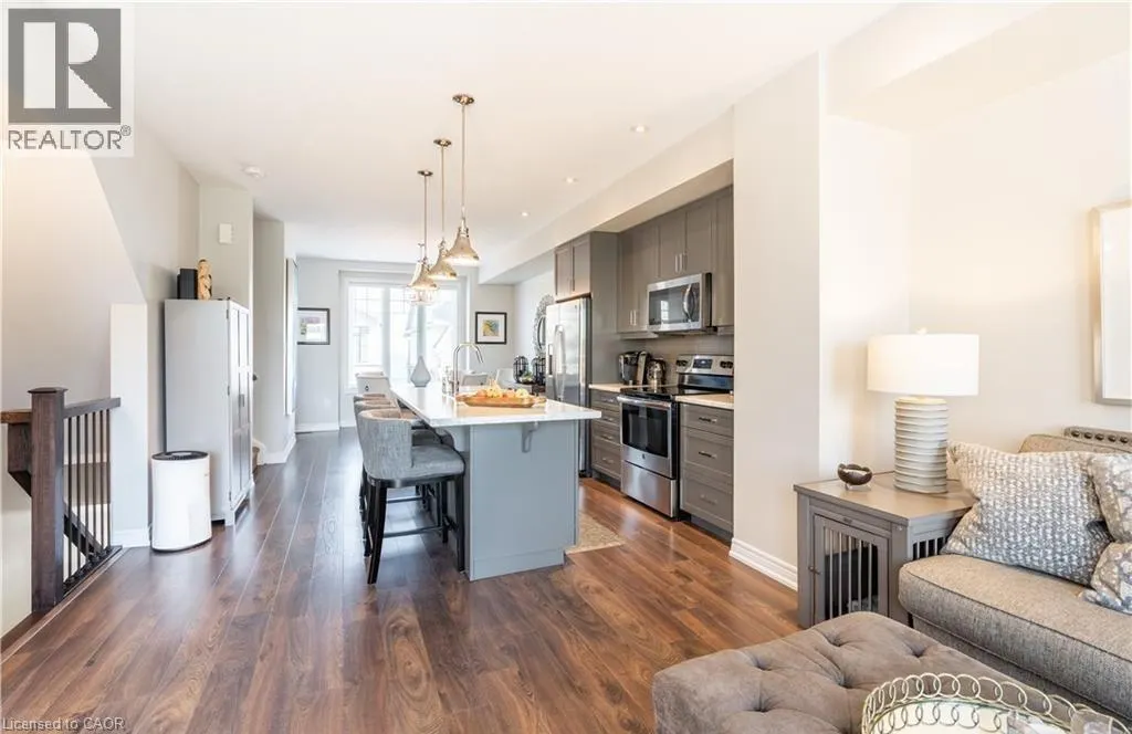 15 PIERRE TRUDEAU Lane