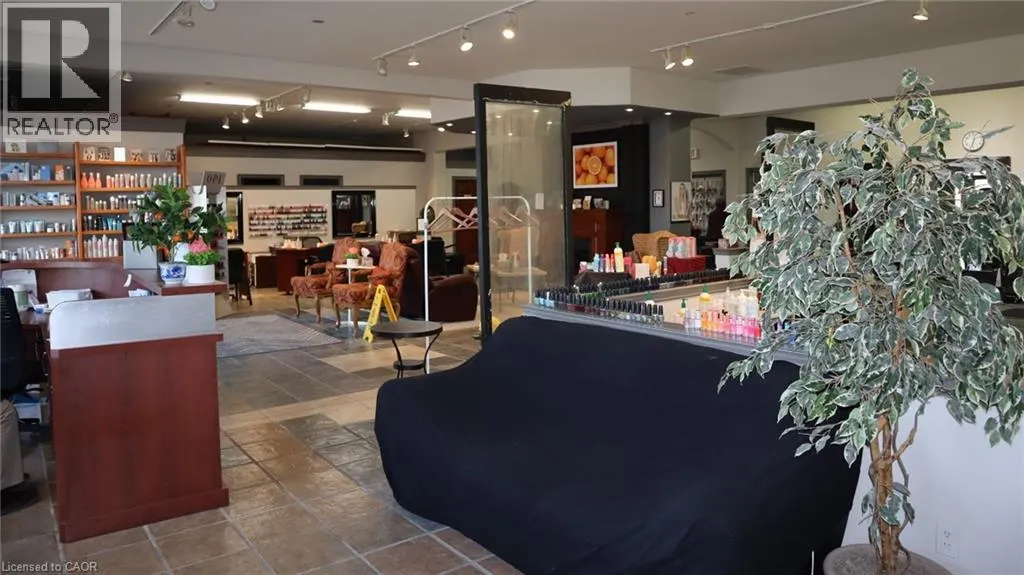 1242 GARNER Road W Unit# 6, #6