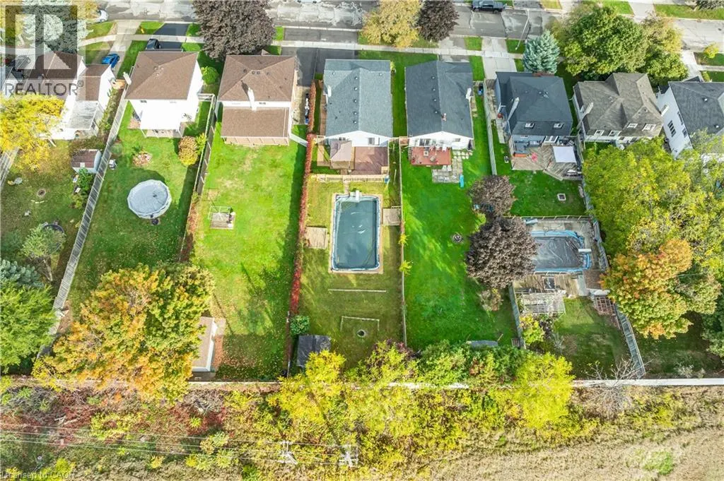 88 GLEN LAKE Crescent