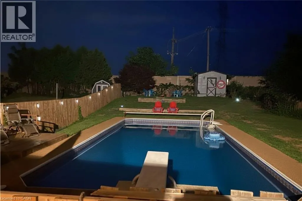 88 GLEN LAKE Crescent