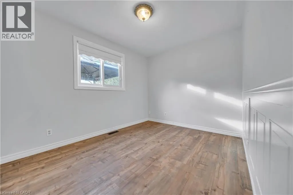 88 GLEN LAKE Crescent