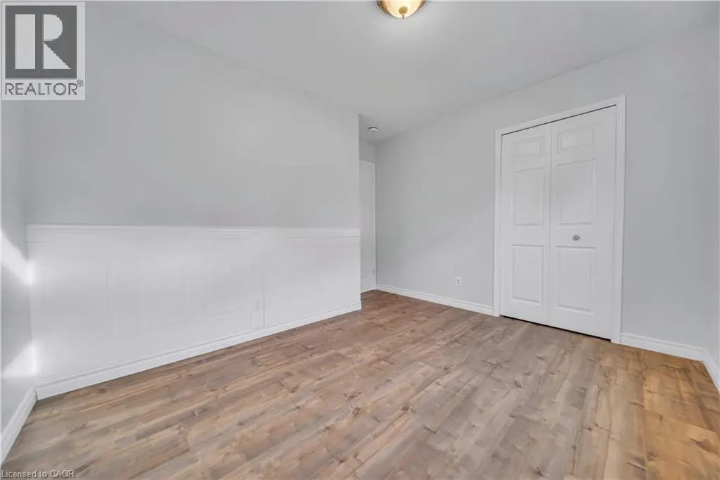 88 GLEN LAKE Crescent