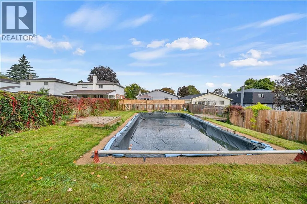 88 GLEN LAKE Crescent