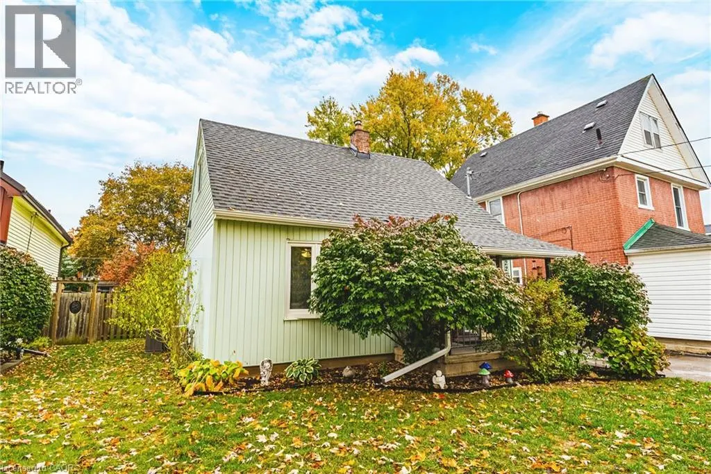 227 SCHLUETER Street