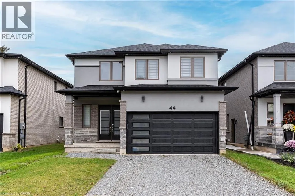 44 MILLER Drive