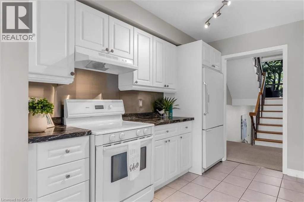 1310 HAMPTON Street Unit# 19, #19