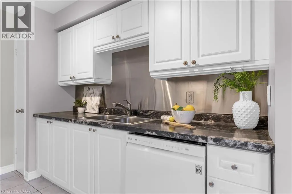 1310 HAMPTON Street Unit# 19, #19