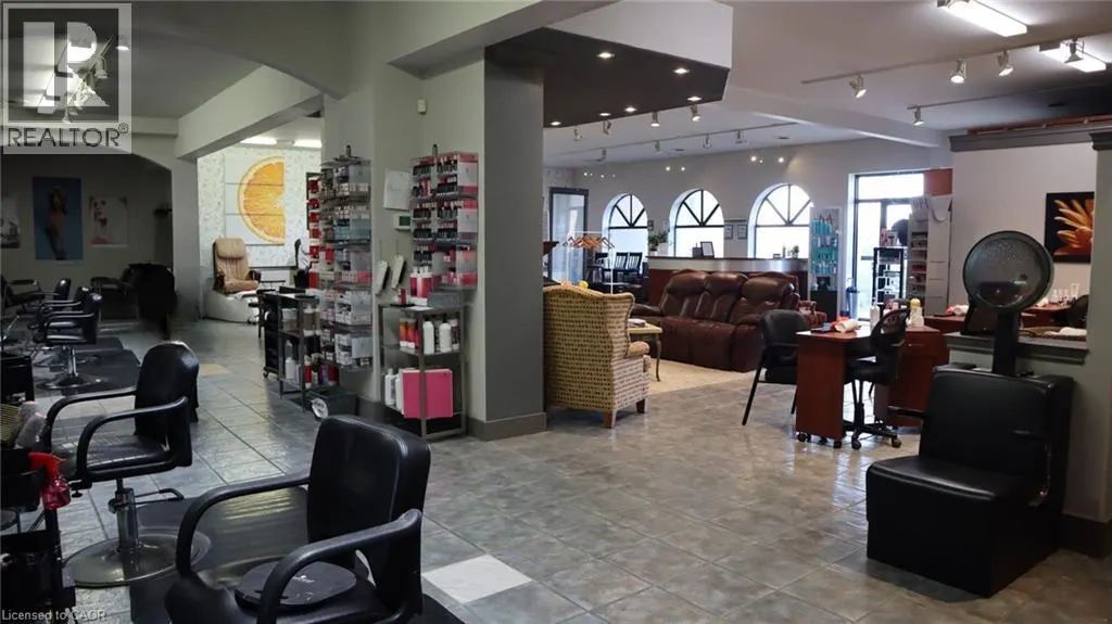 1242 GARNER Road W Unit# 6-7, #6-7