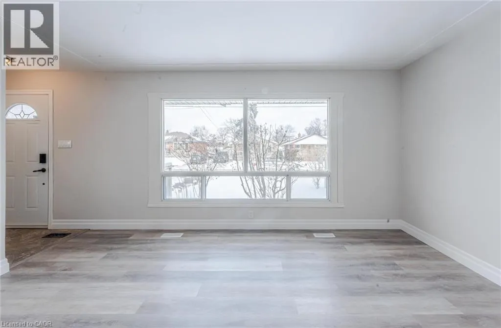 60 BURFIELD Avenue Unit# 1, #1