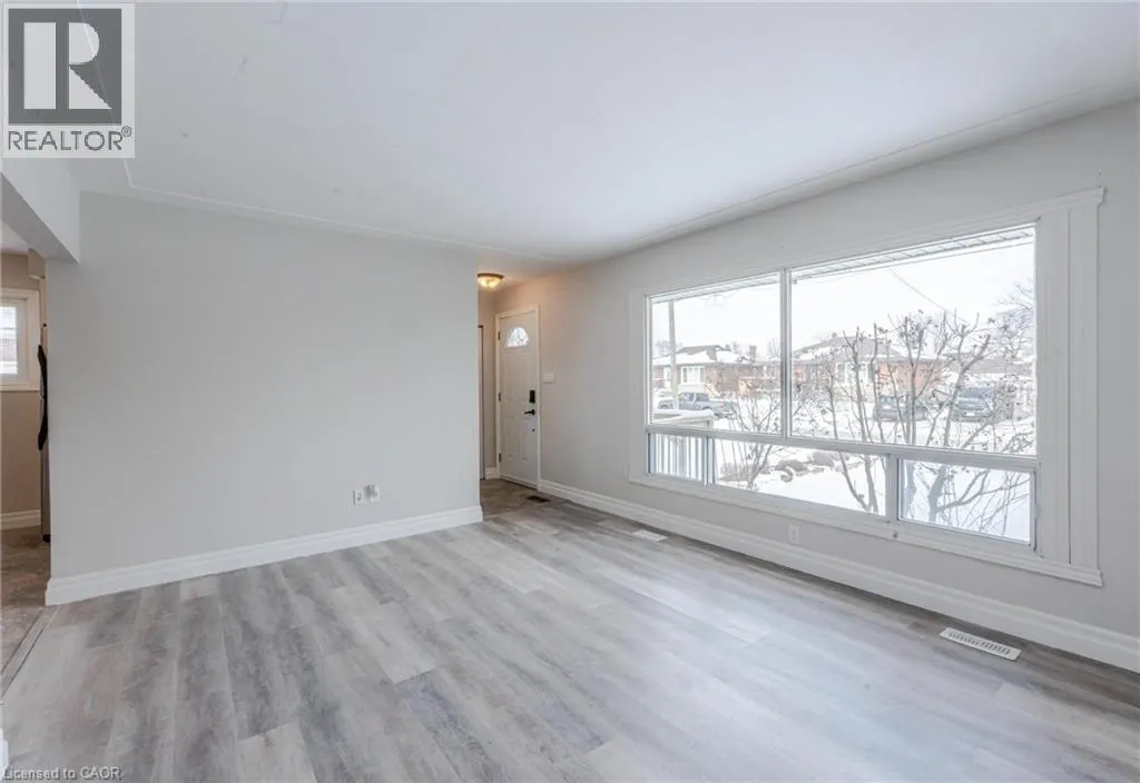 60 BURFIELD Avenue Unit# 1, #1