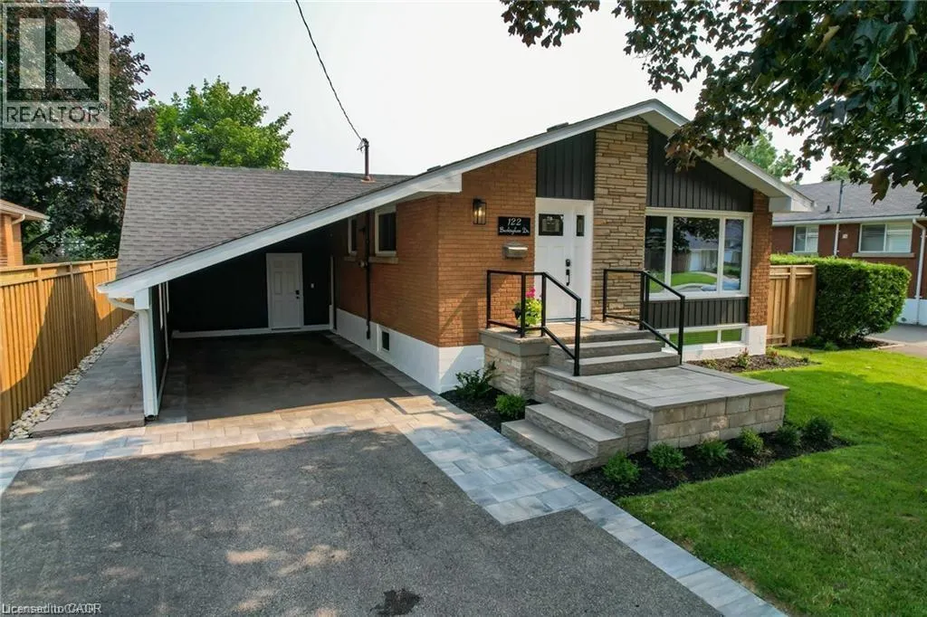 122 BUCKINGHAM Drive