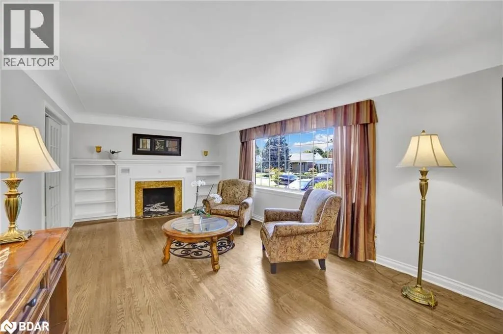 31 LOWER HORNING Road