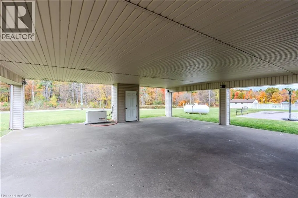 4449 MILBUROUGH Line Unit# 4 Tamarack, #4 Tamarack