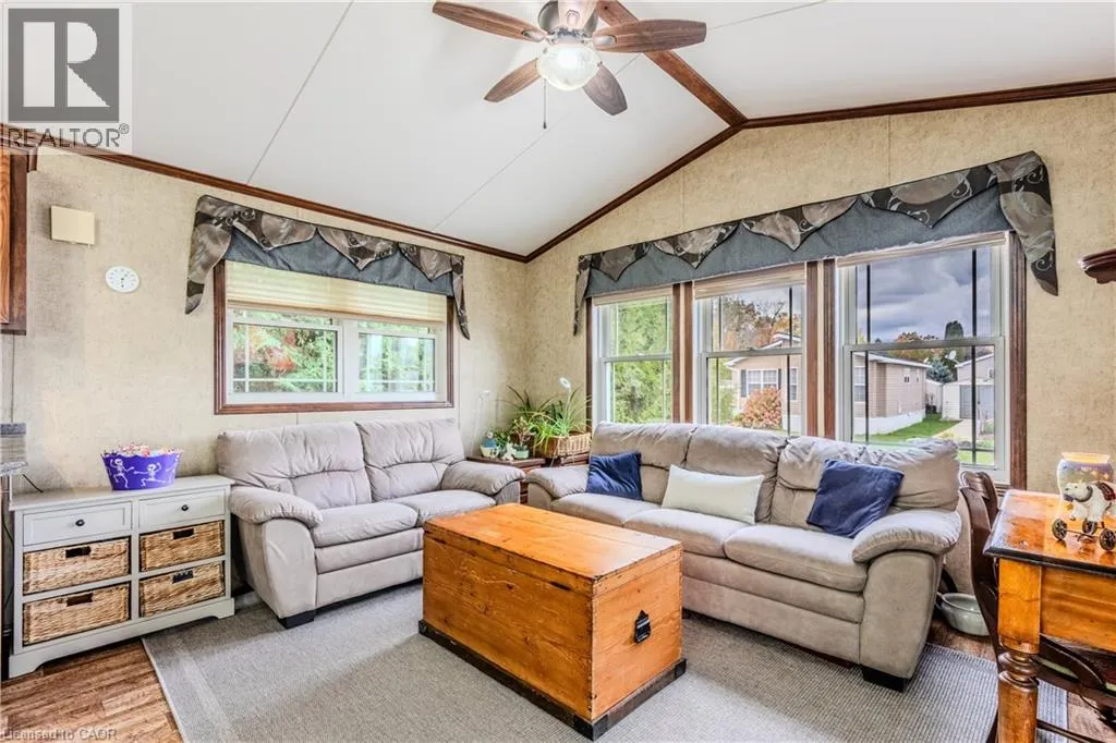 4449 MILBUROUGH Line Unit# 4 Tamarack, #4 Tamarack