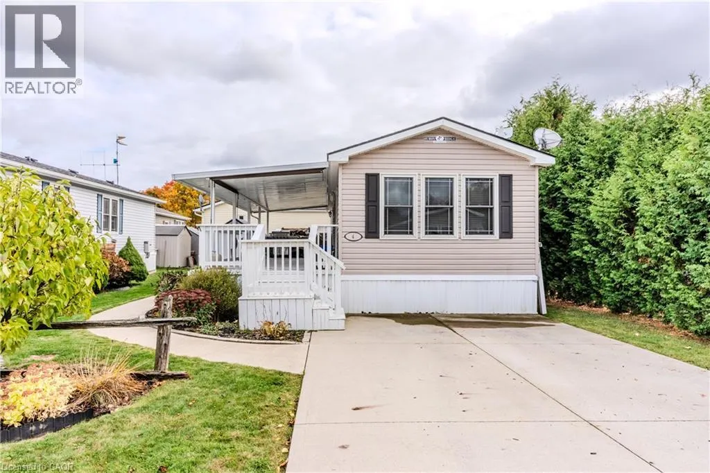 4449 MILBUROUGH Line Unit# 4 Tamarack, #4 Tamarack