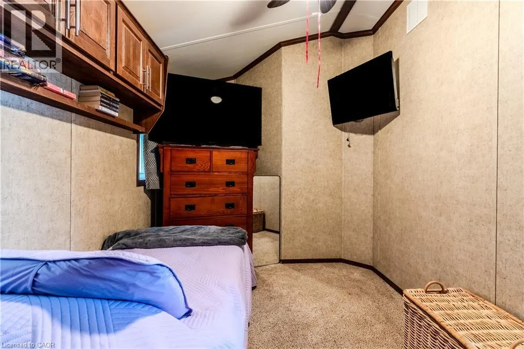 4449 MILBUROUGH Line Unit# 4 Tamarack, #4 Tamarack