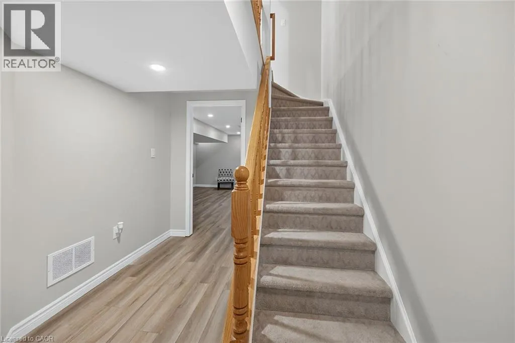 2015 CLEAVER Avenue Unit# 28, #28