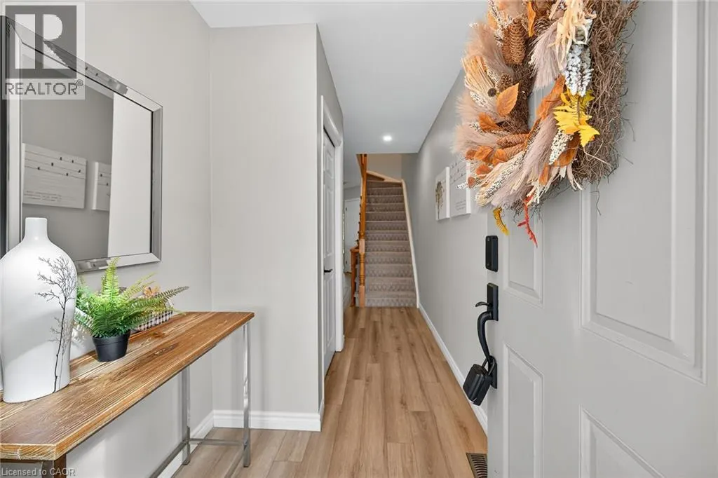 2015 CLEAVER Avenue Unit# 28, #28