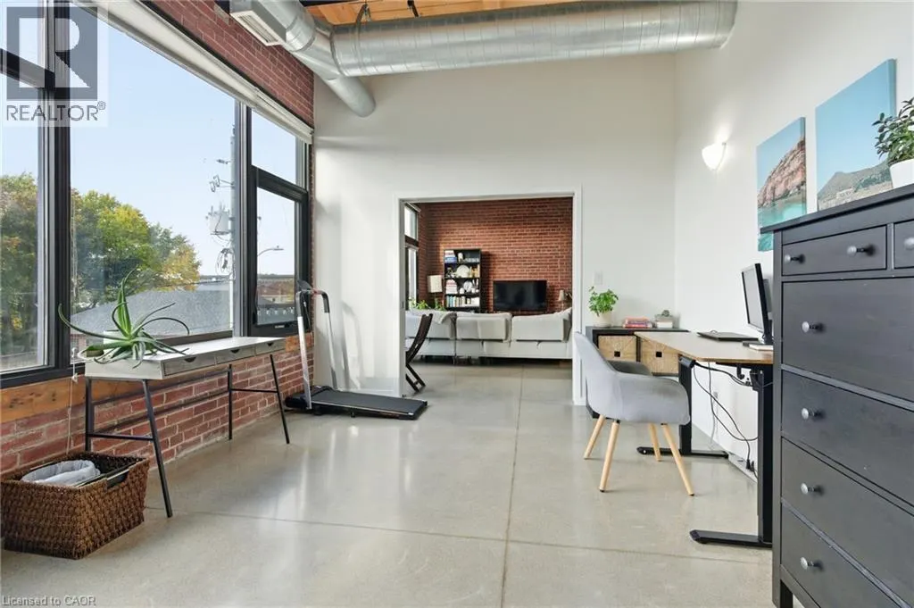 85 SPRUCE Street N Unit# 203, #203