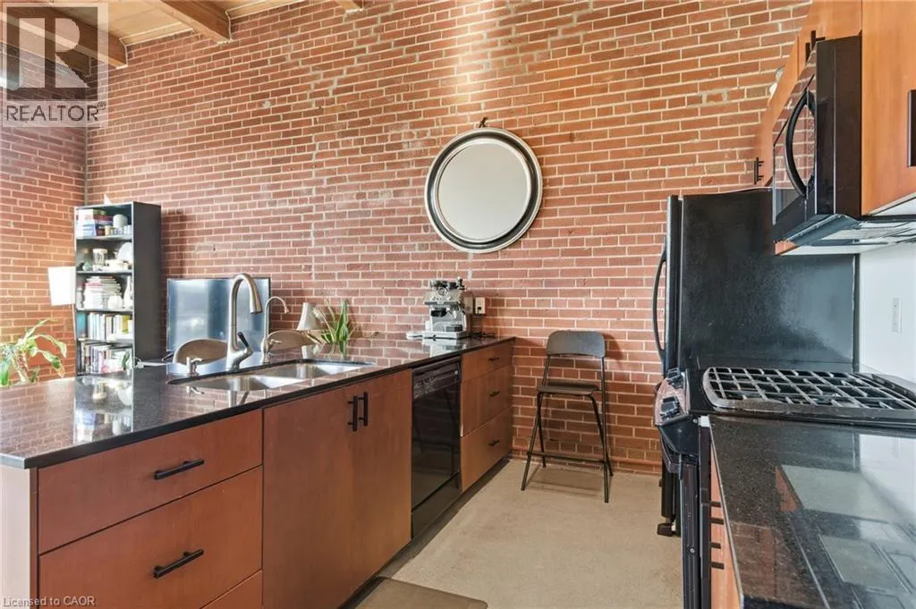 85 SPRUCE Street N Unit# 203, #203