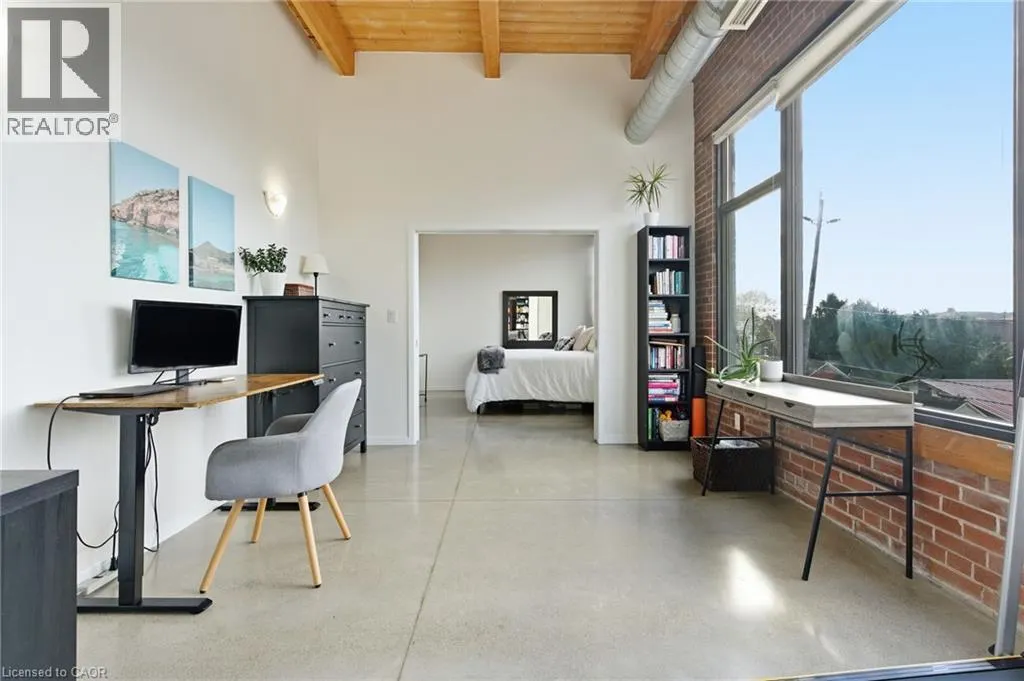 85 SPRUCE Street N Unit# 203, #203