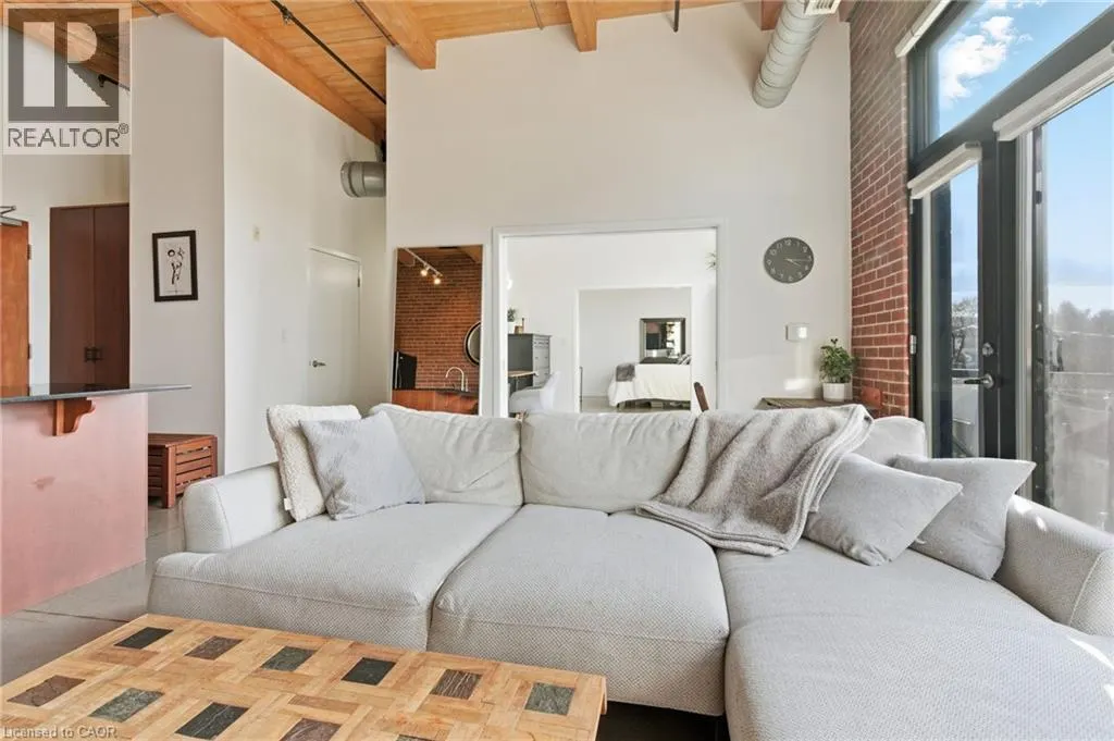 85 SPRUCE Street N Unit# 203, #203