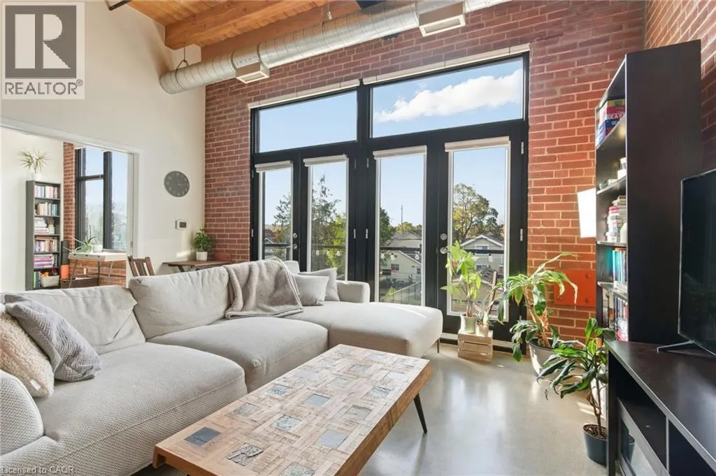 85 SPRUCE Street N Unit# 203, #203