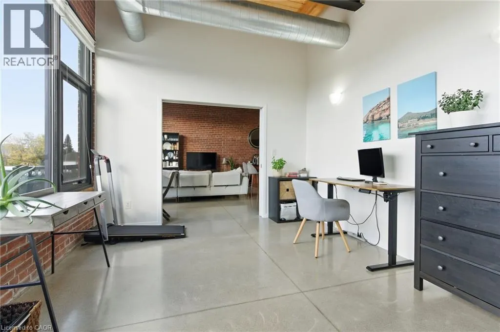 85 SPRUCE Street N Unit# 203, #203