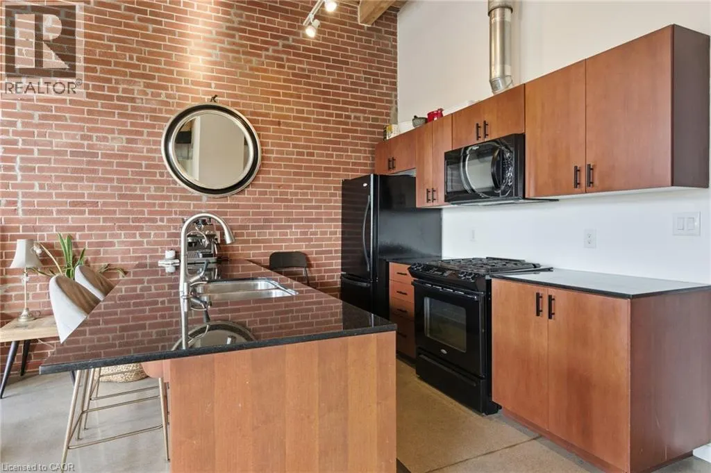 85 SPRUCE Street N Unit# 203, #203