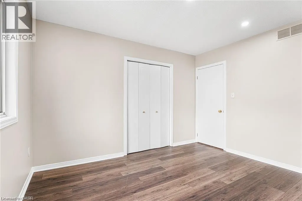 155 ELMIRA Road N Unit# UPPER, #UPPER