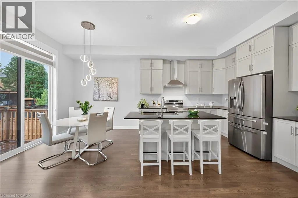 67 STARFIRE Crescent