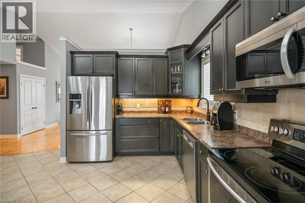 5255 WHITE DOVE Parkway