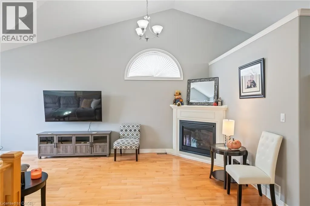 5255 WHITE DOVE Parkway