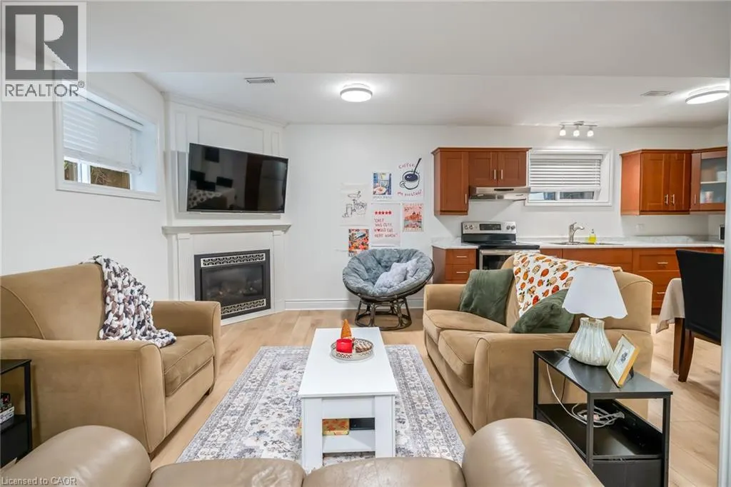 5255 WHITE DOVE Parkway