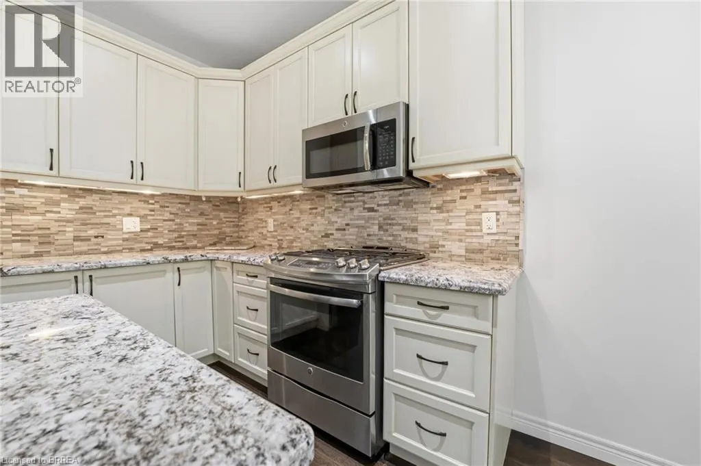 11 COTTONWOOD Street