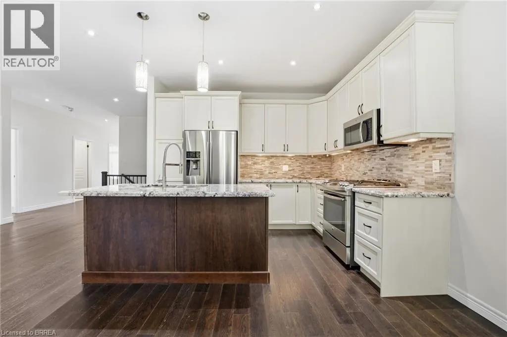 11 COTTONWOOD Street