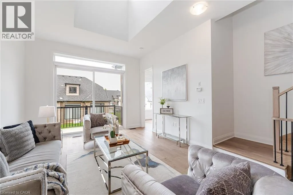 8 LOIS TORRANCE Trail